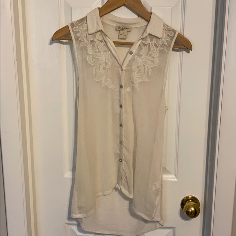 Lucky Brand sheer front sleeveless top